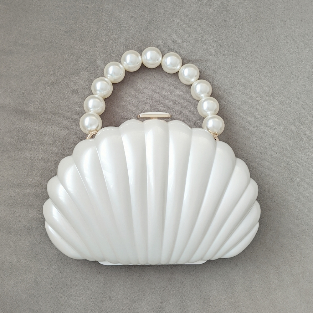 Short Jumbo Pearl Bag Strap